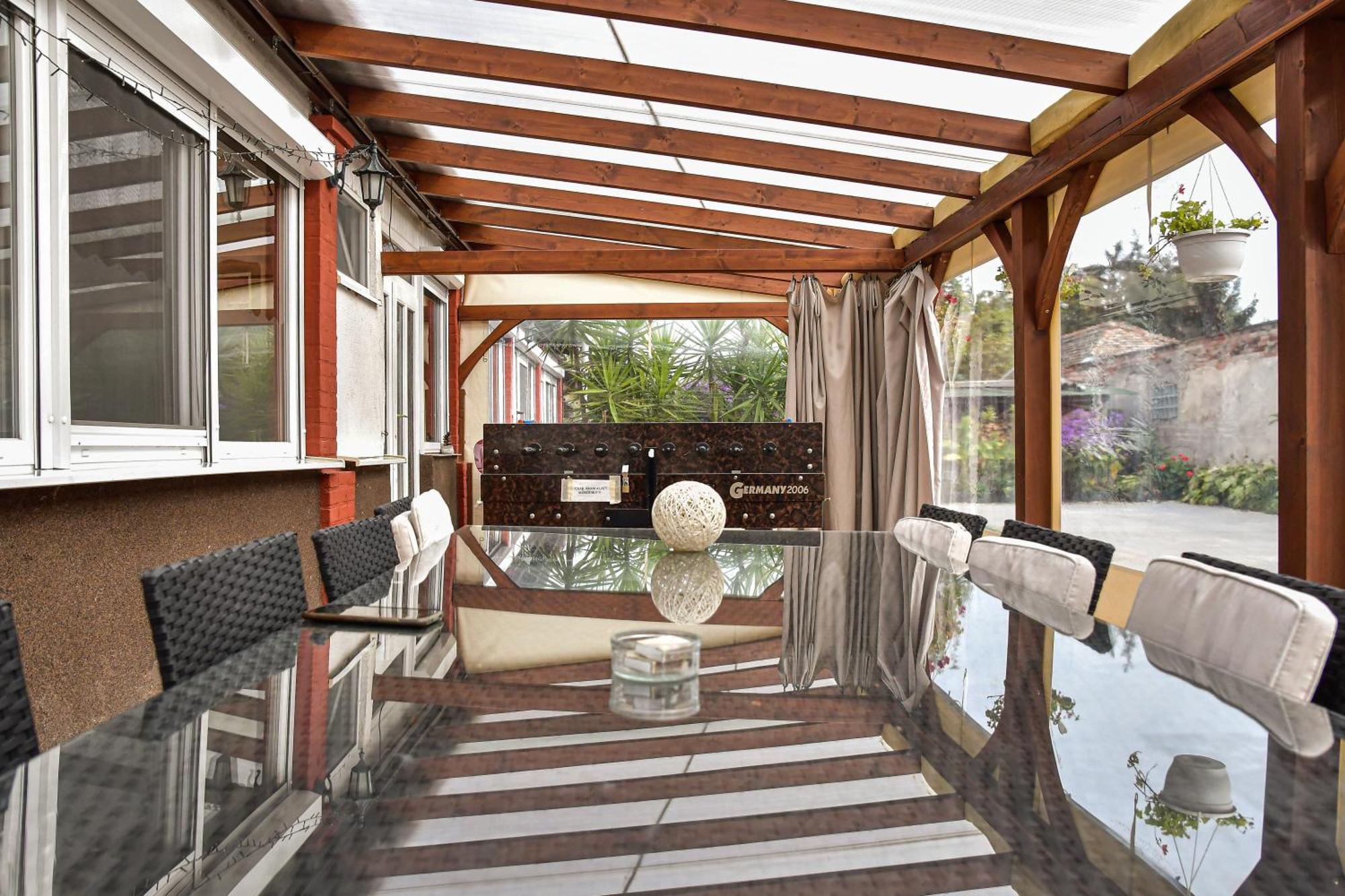Klara Apartman Szentes Luaran gambar