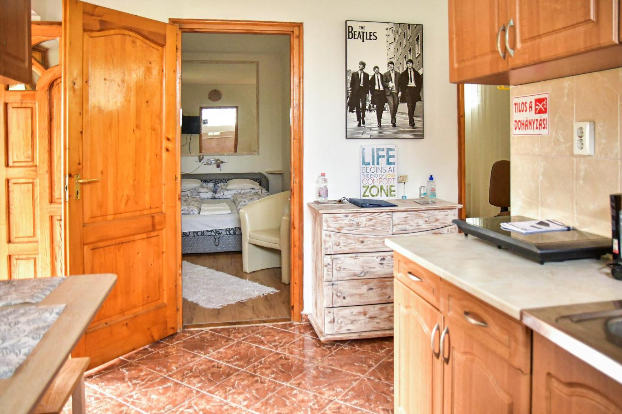Klara Apartman Szentes Luaran gambar