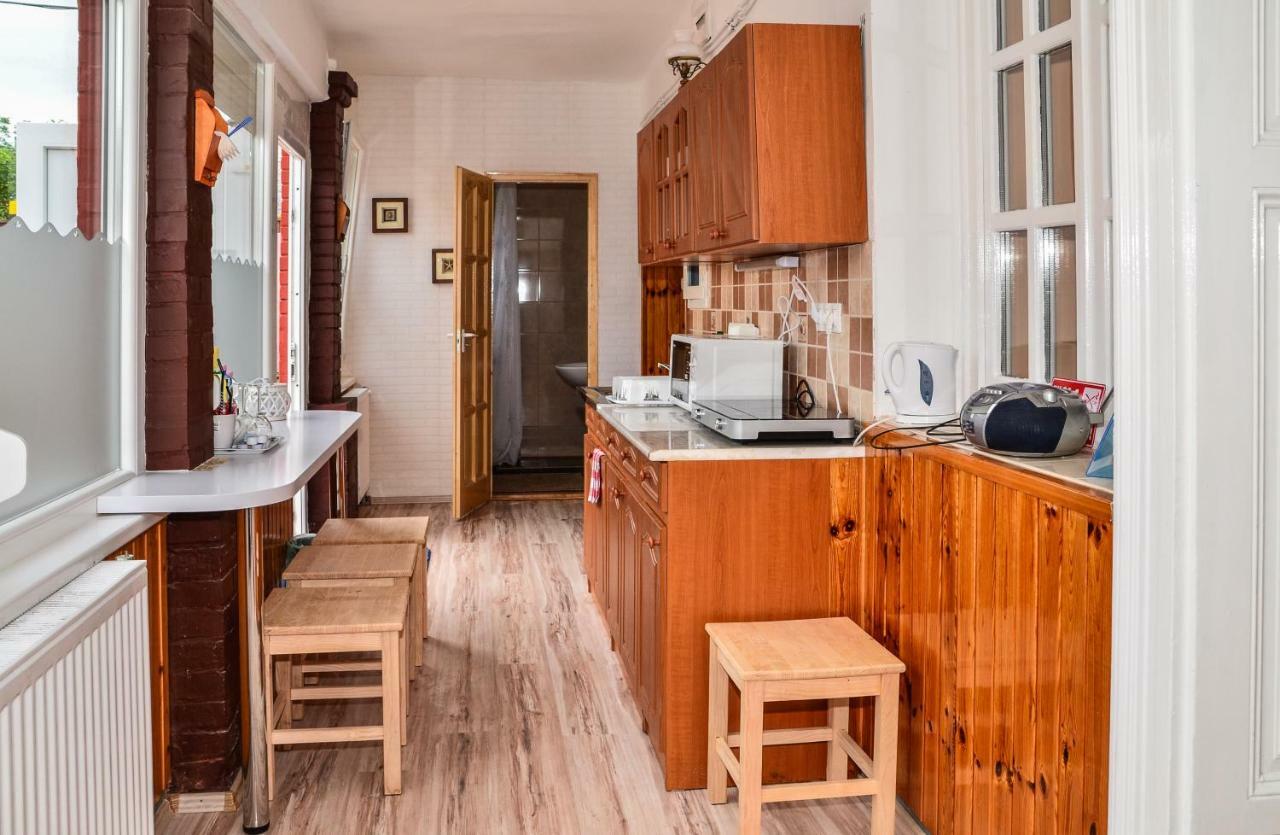 Klara Apartman Szentes Luaran gambar