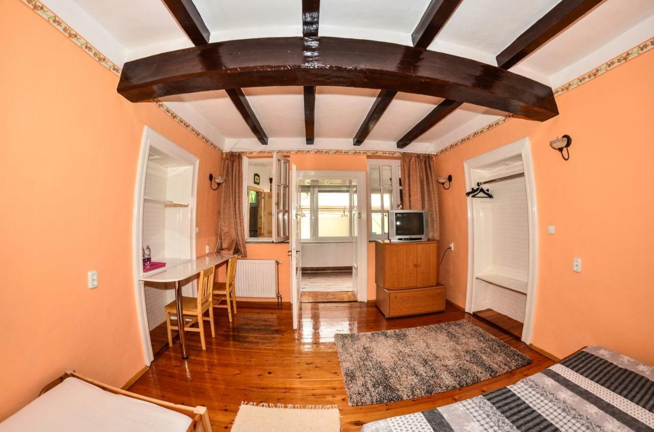 Klara Apartman Szentes Luaran gambar