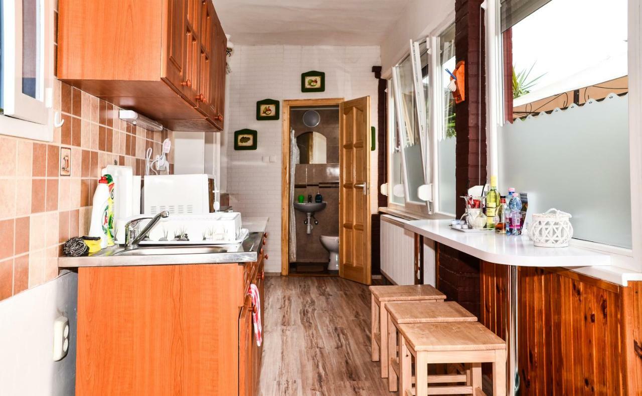 Klara Apartman Szentes Luaran gambar
